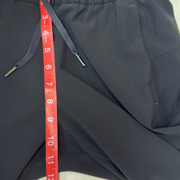 Lululemon Scuba Cut Nylon Side Pocket Drawstring Pant - Picture 6 of 9